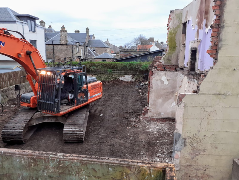 Property demolition in Elie and Earlsferry in Fife by Brown Demolitions ltd, click here for a house demolition quote near you in Scotland