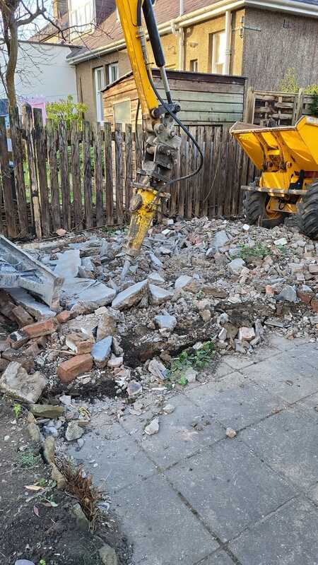Domestic Garage demolition contractor in Edinburgh, click and contact Brown Demolitions for a demolition quote