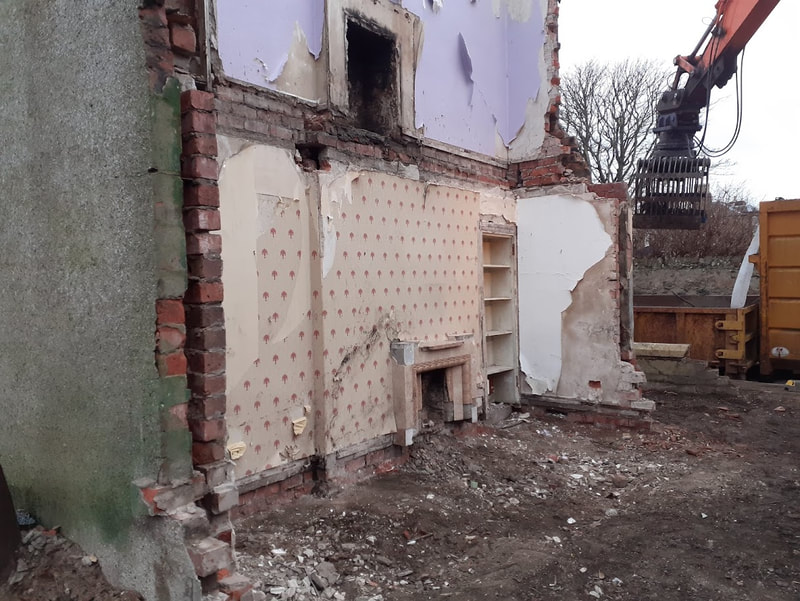 Residential demolition in Elie and Earlsferry in Fife by Brown Demolitions ltd, click here for a house demolition quote near you in the Fife region
